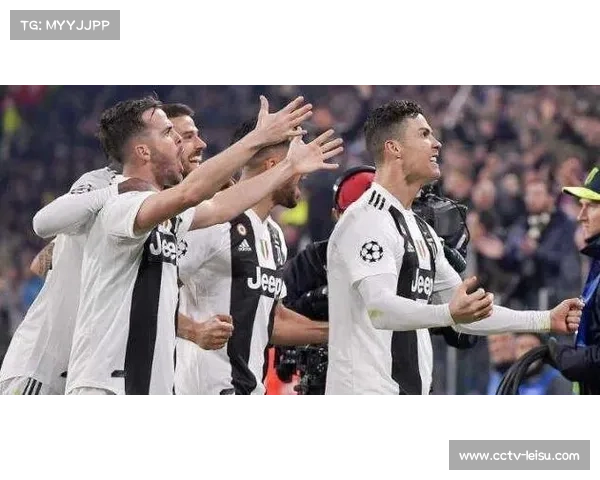 欧冠利物浦1-4埃因霍温，卫冕冠军士气低迷创年代最差