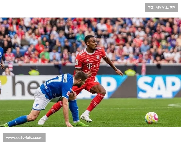 拜仁平局背后的战术隐患:高位防线被反击暴露空间问题 拜仁平局背后的战术隐患:高位防线被反击暴露空间问题